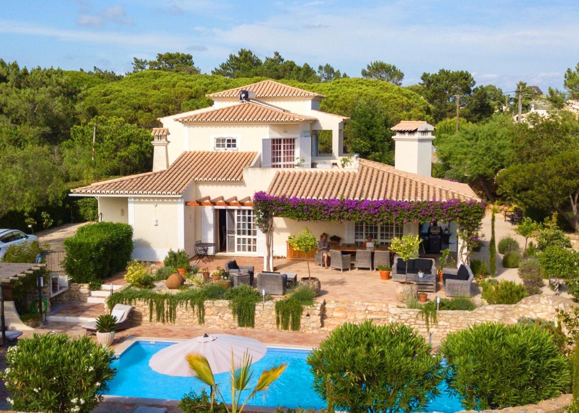 Superior Detached Three-Bedroom Villa Air-conditioning Private Pool,1090356450:JPEG
