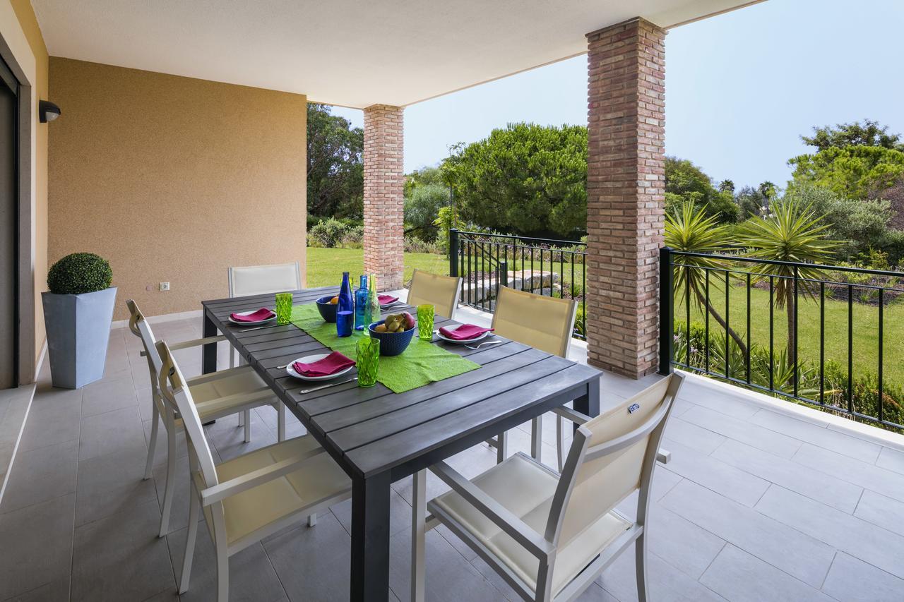 Moradia Dúplex com 3 Quartos e Piscina Privada